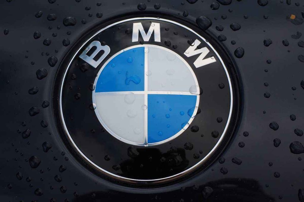 BMW problemi pioggia richiamo