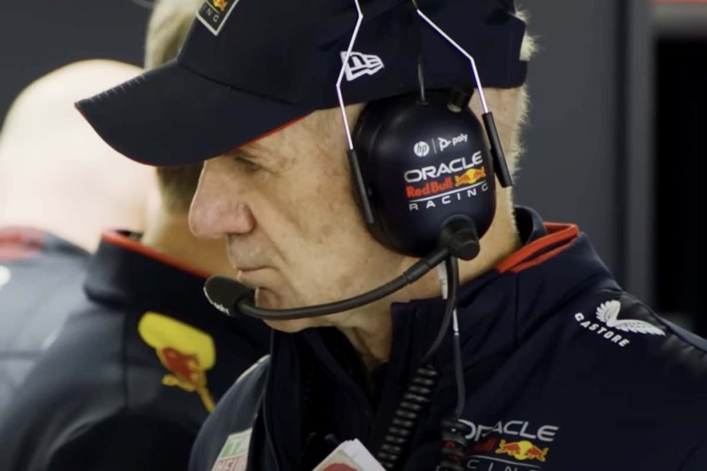 Adrian Newey: frecciatina fortissima da Red Bull