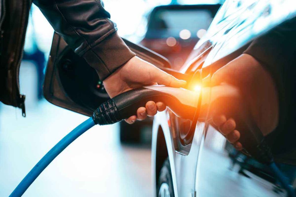 Auto elettrica novità