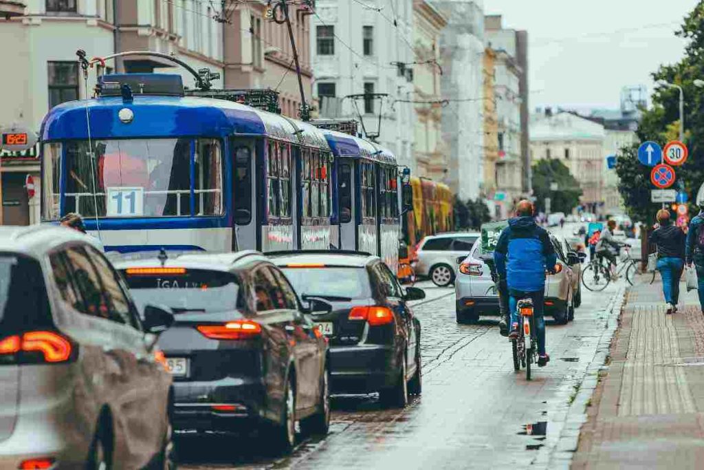 Sorpasso bici novità multe