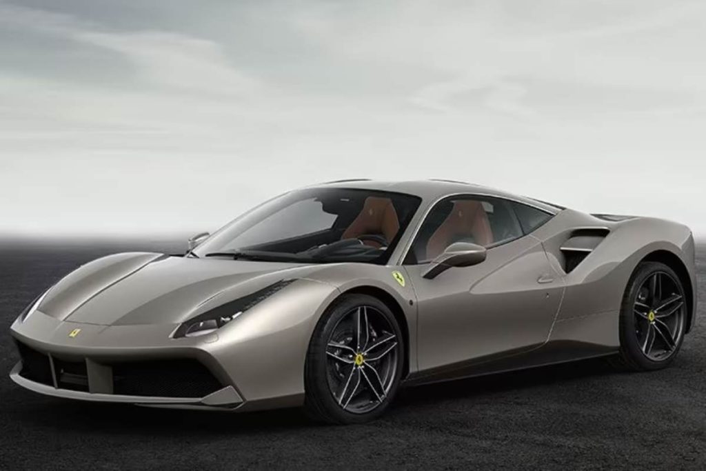 Ferrari 488 vinta e rinuncia