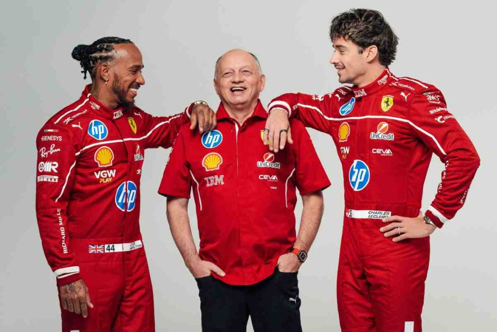 Hamilton, Vasseur e Leclerc